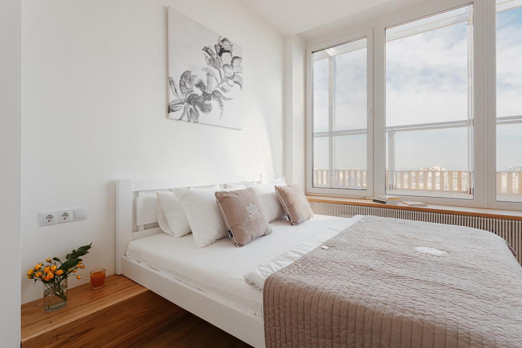 Royal Sky Apartments Οδησσός Δωμάτιο φωτογραφία